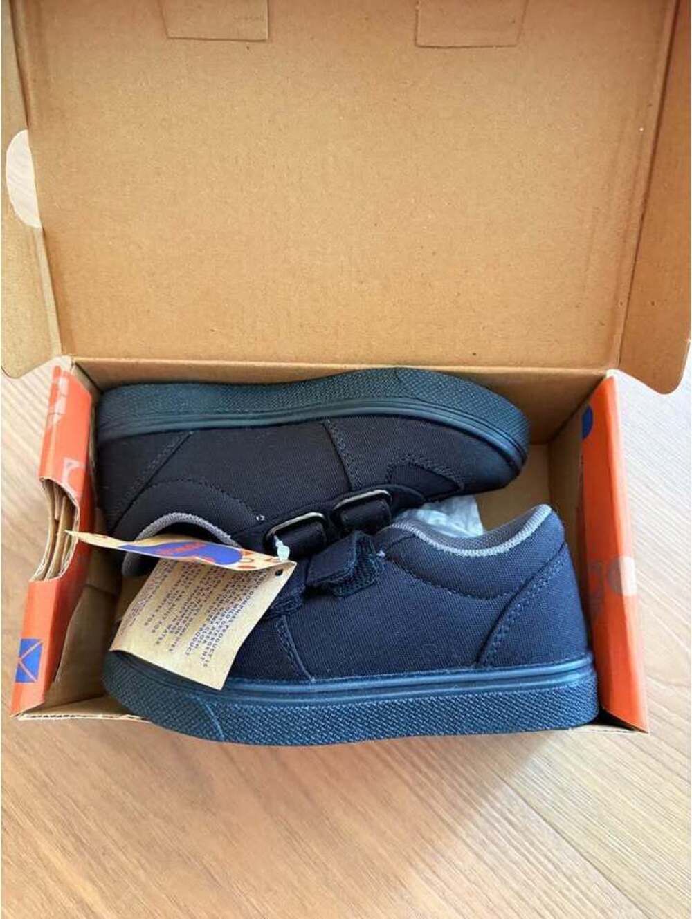 Oomphies Mitchell Triple Black Toddler Shoes Size 8C